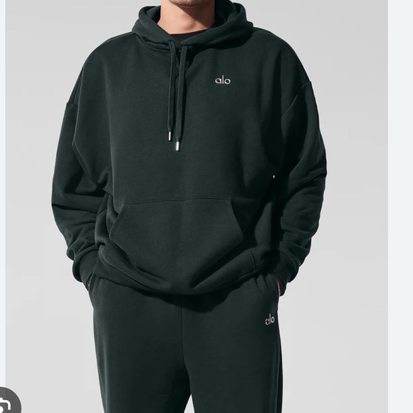 Alo Yoga - Accolade Hoodie Charcoal green, UNISEX, size; M in, worn once. EUC. - Picture 4 of 15